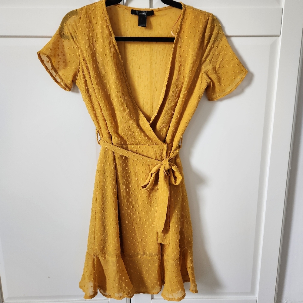STREETWEAR SOCIETY Cute yellow wrap dress embroidered mesh, size S